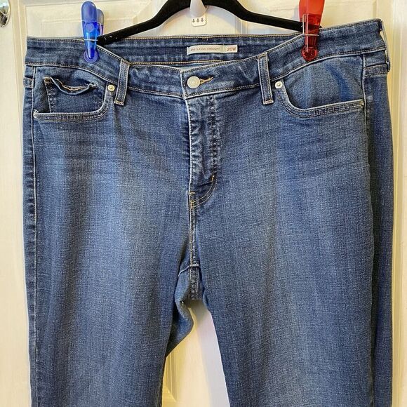 Levi's 414 Jeans Women's Sz 20W Classic Straight Fit Medium Wash Blue 28”Inseam - Picture 10 of 11